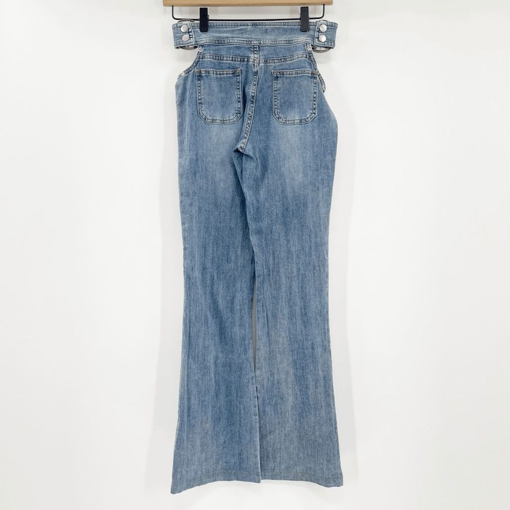 I Am Gia Bootcut Jeans Women's Size XS Blue Bootcut Cut Out Hips Medium Wash - Picture 3 of 6